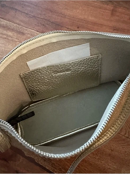 ☀️ New! MADEWELL Mini Crossbody Bag in Soft Grain Gold Metallic - Picture 9 of 12